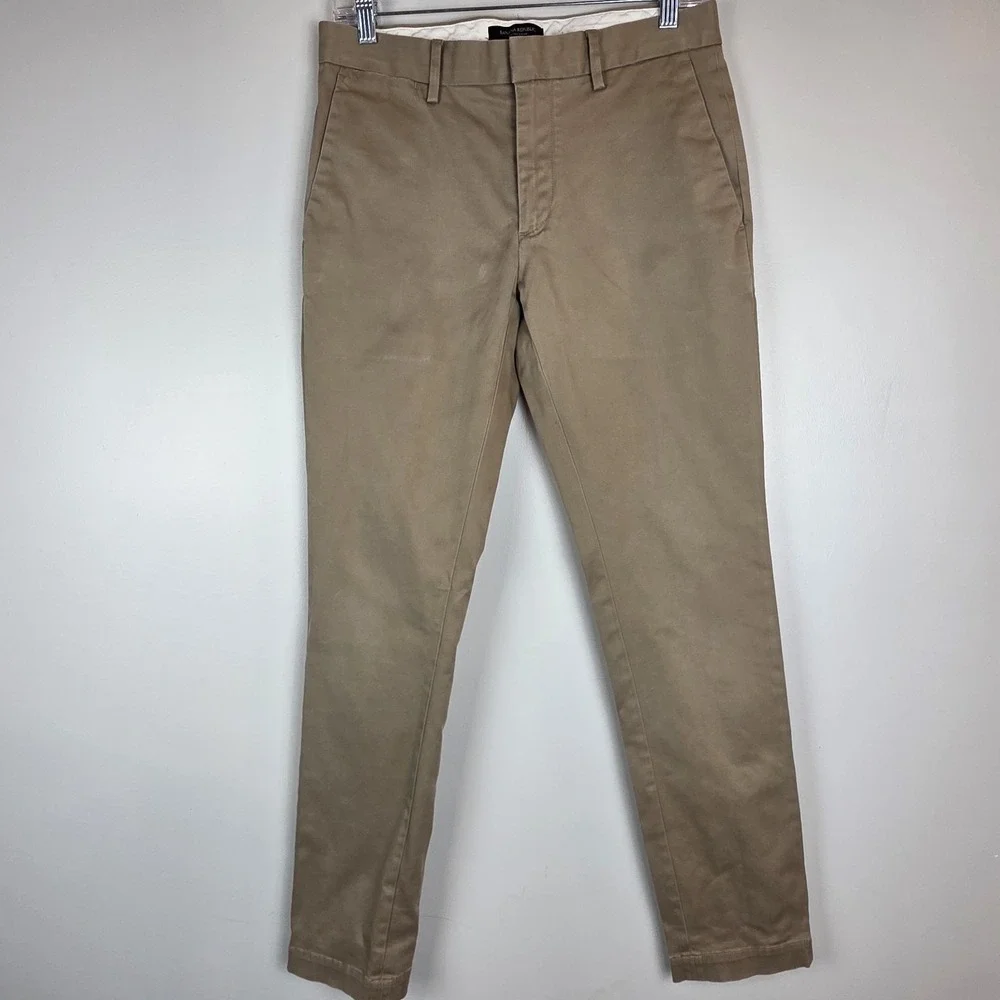 Banana Republic 30x32 Khaki Fulton‎ Skinny Rapid Movement Chino Mens Pants.C135